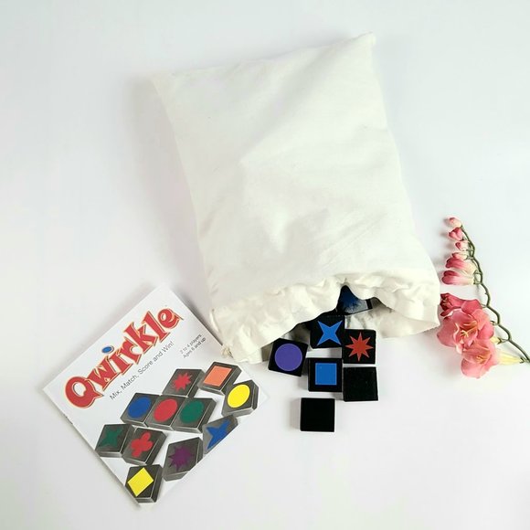 2010 Wooden Tiles Game - Qwirkle - Parents Choice Gold Award - Picture 7 of 10